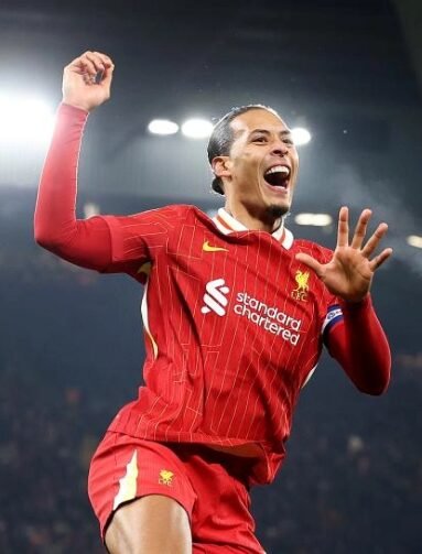 Van Dijk is Liverpool jersey